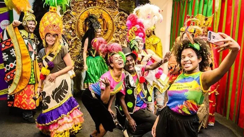Carnaval: bastidores na Cidade do Samba